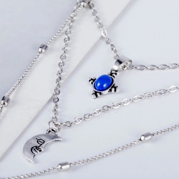 LAST ONE!! Layered Moon Necklace - Picture 3 of 3